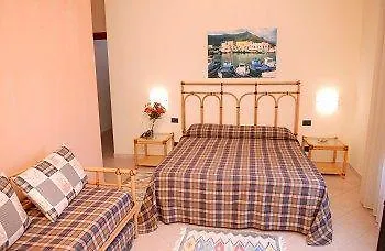 פאביננה Aegusa Dipendenza Hotel