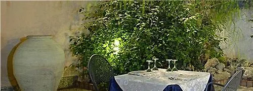 פאביננה Aegusa Dipendenza Hotel 3*,